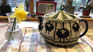 knitted teapot waarmer